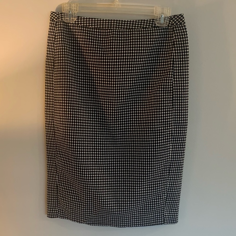 Merona white with black dots cotton pencil skirt Sz 6